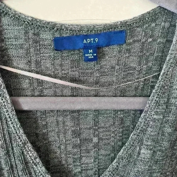 APT. 9 Gray Acrylic Sweater Ribbed Women’s Size Medium - Picture 3 of 7